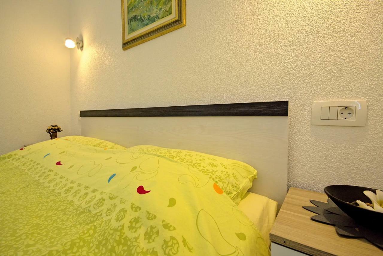 App Klabot *** Apartment Умаг Екстериор снимка