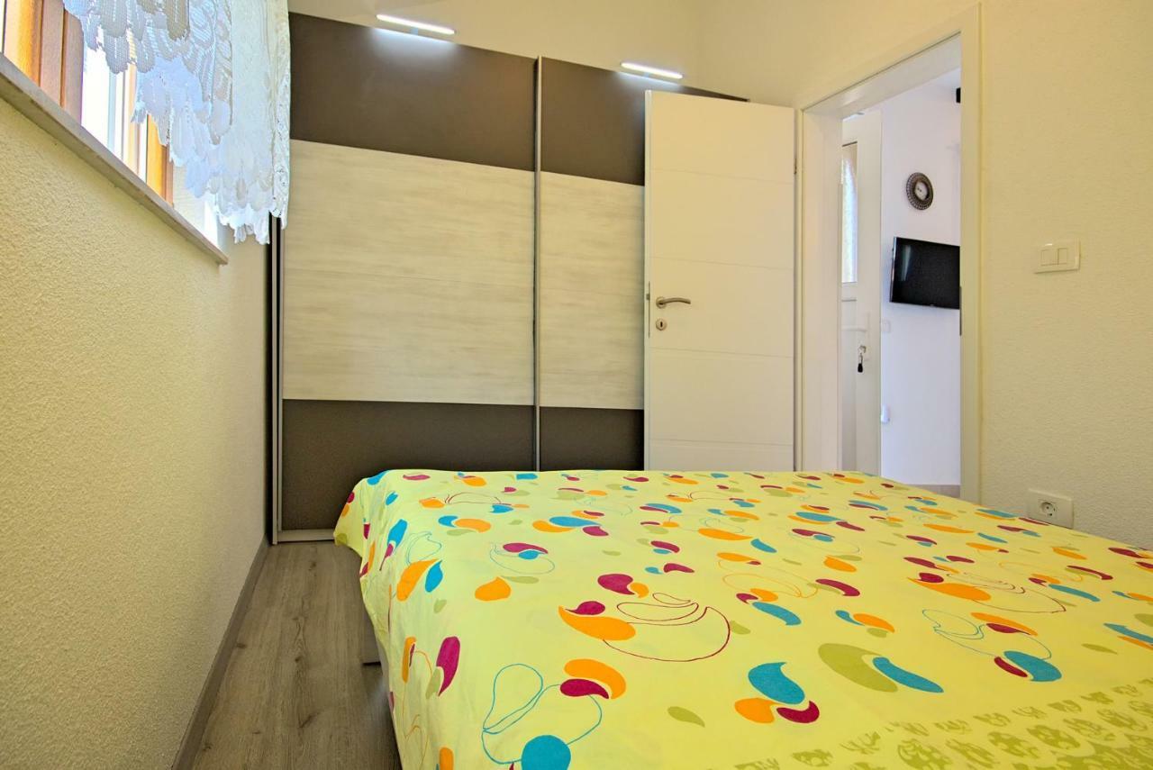 App Klabot *** Apartment Умаг Екстериор снимка